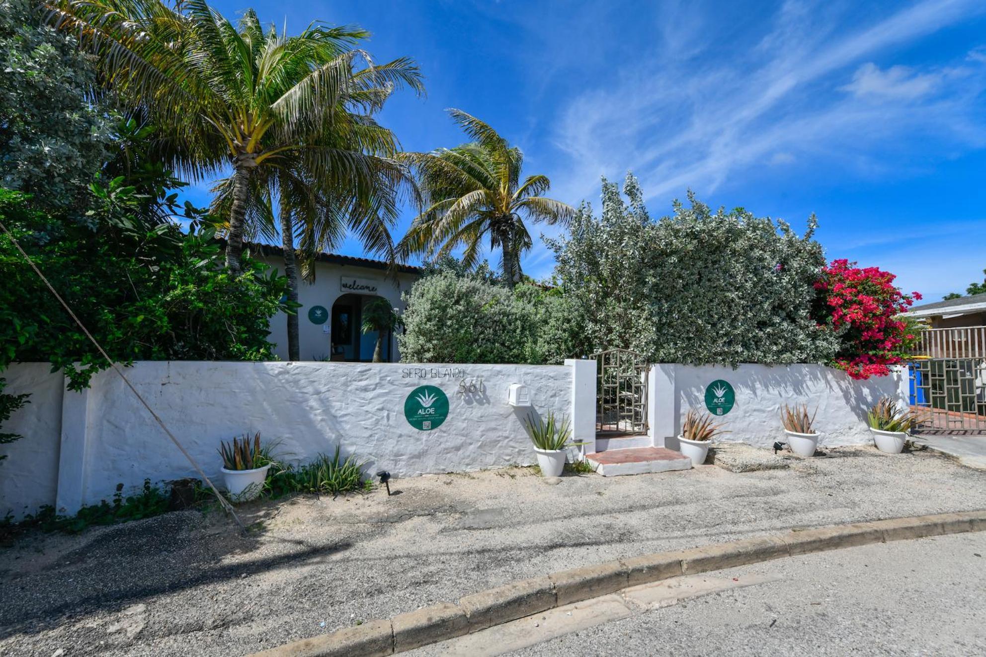 Aloe B&B Oranjestad Dış mekan fotoğraf